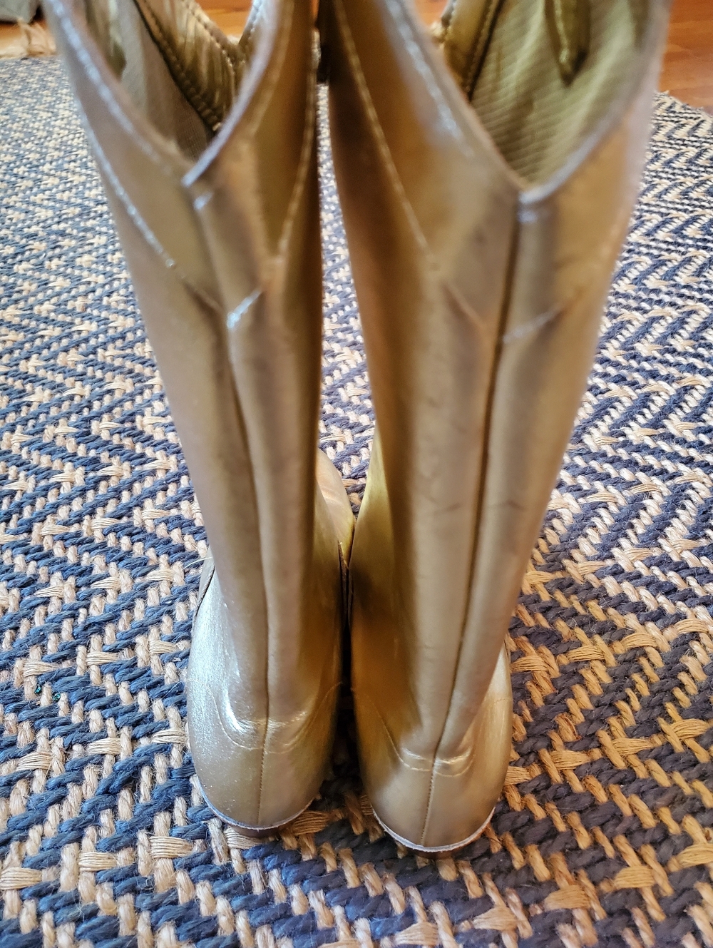 Metallic Gold Western Cowgirl Boots - Picture 5 of 7